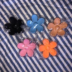 Amazon flower hair clips